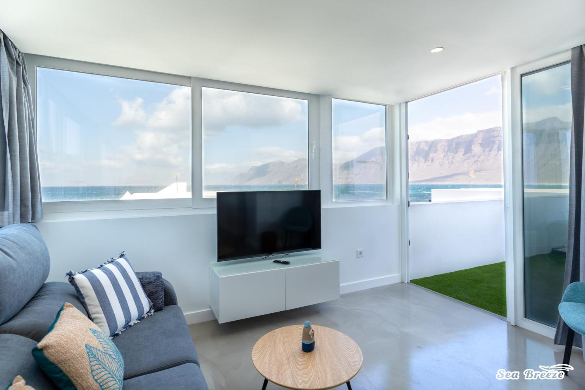 2 Apartments Sea Breeze Famara Buitenkant foto