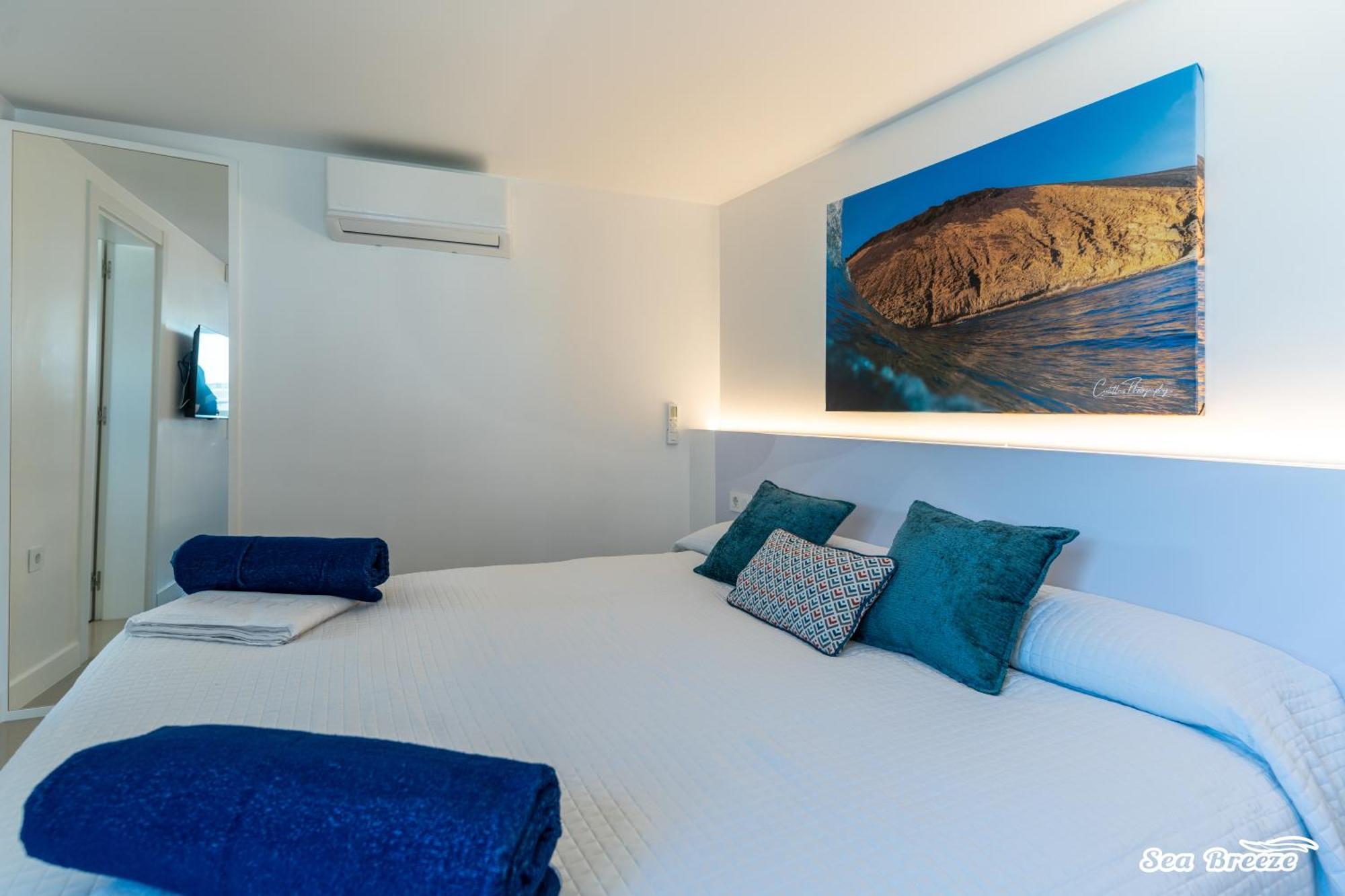 2 Apartments Sea Breeze Famara Buitenkant foto