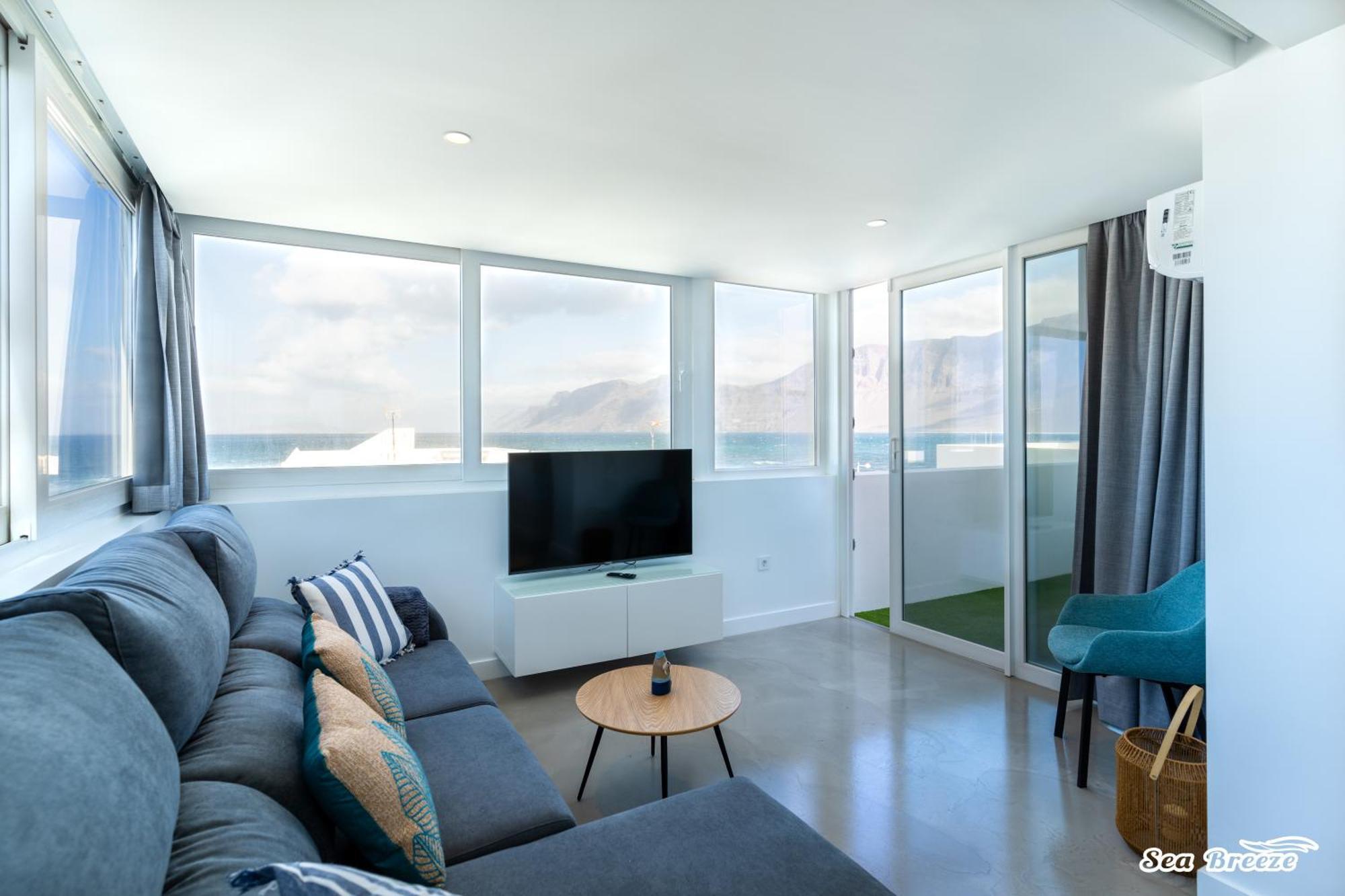 2 Apartments Sea Breeze Famara Buitenkant foto