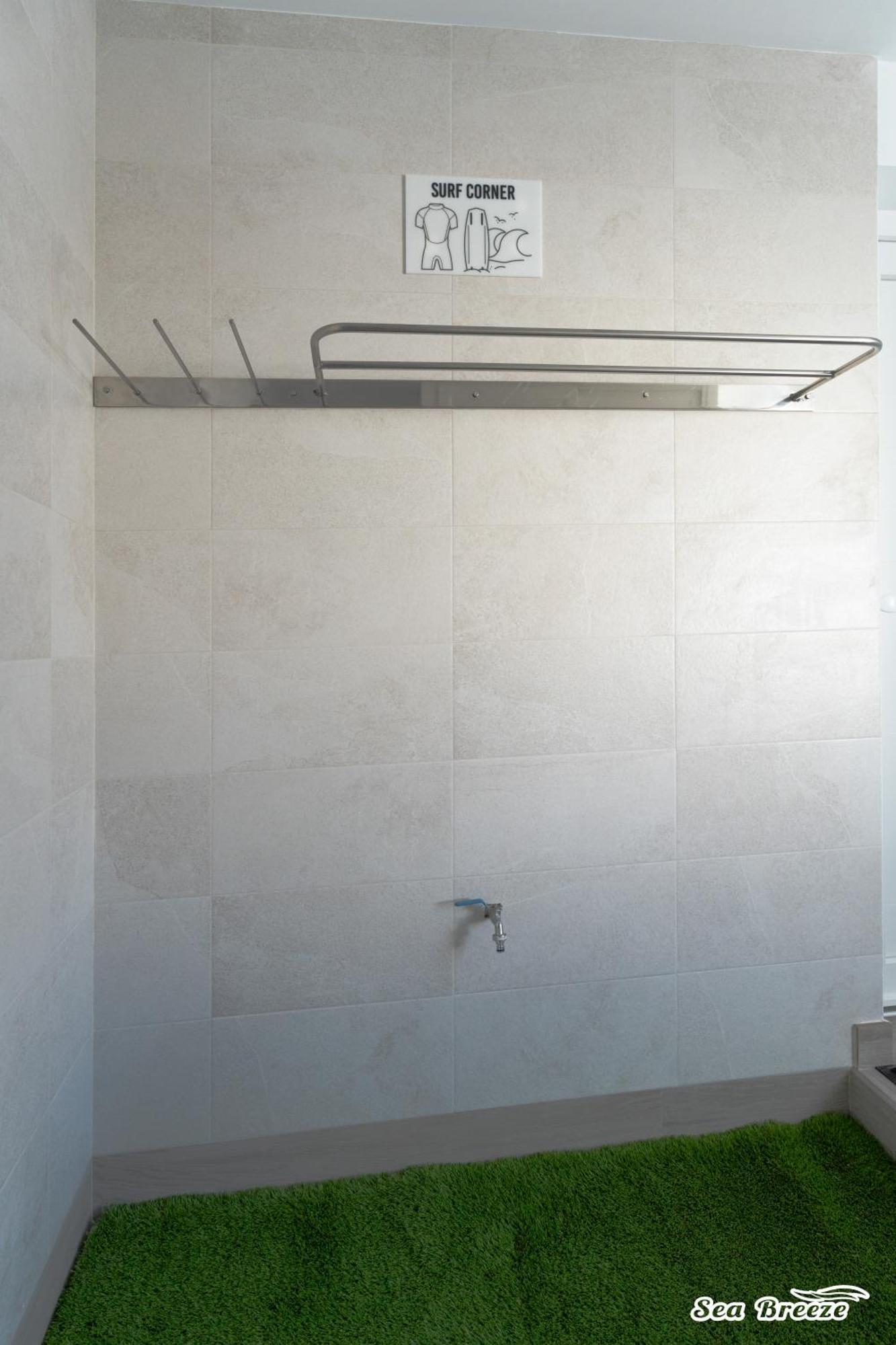 2 Apartments Sea Breeze Famara Buitenkant foto
